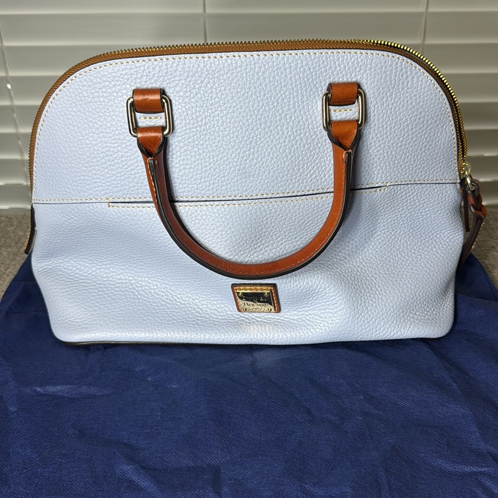 Dooney & Bourke Carter Domed Satchel in Pebble Grain Leather Light Lavender/Blue - Picture 2 of 12